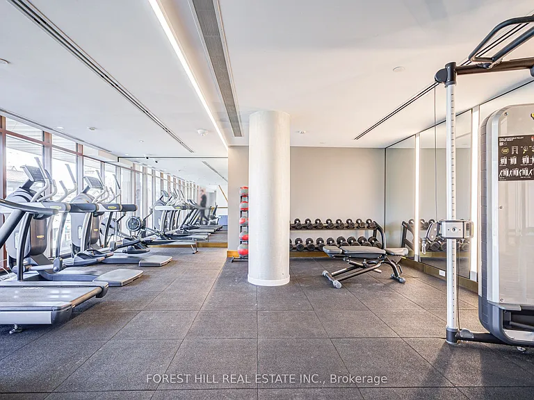 151 Avenue Rd #204 — Photo 24