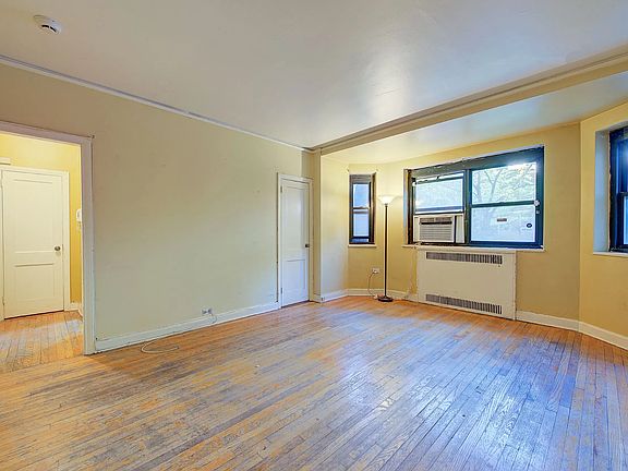 4th image of 34-40 79th St #1C