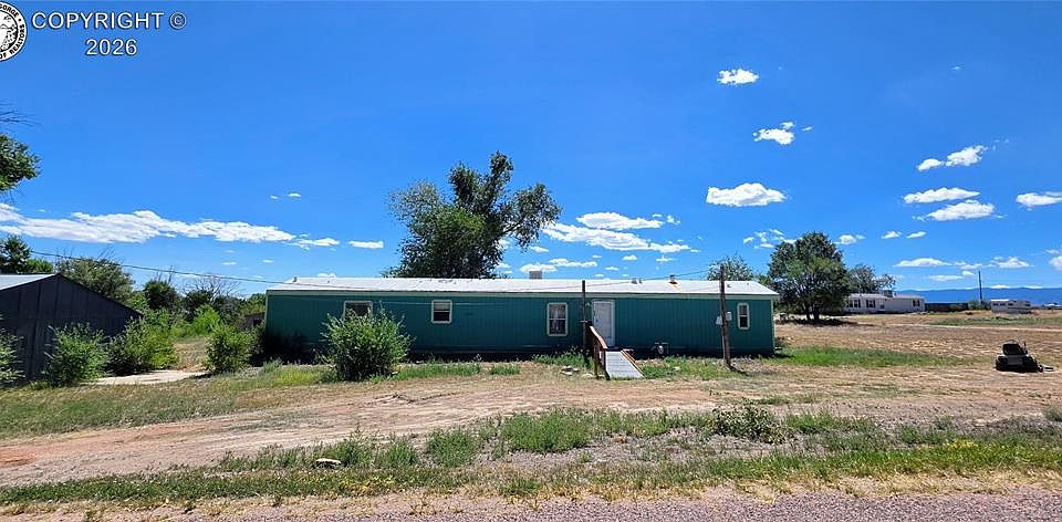 1st image of 828 3rd St