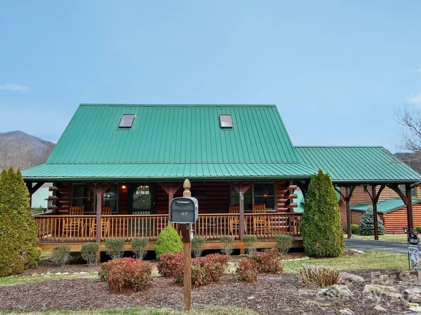 20 Contentment Pl, Maggie Valley, NC 28751