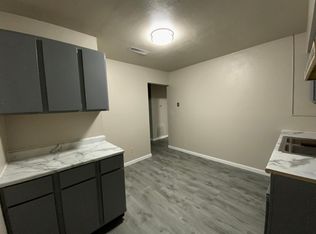 601 Falling Springs Rd #6, East Saint Louis, IL 62206