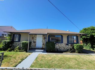 238 Fitzpatrick Rd, Oakland, CA 94603