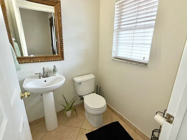 3 bed, 2.5 bath, 1763 sqft, $2,195 — Photo 4