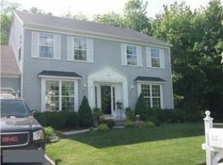 12 Clinton Ln, Marlton, NJ 08053