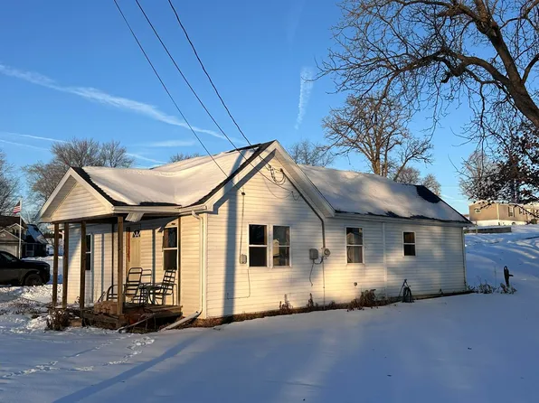 426 Cherry St, Atalissa, IA 52720
