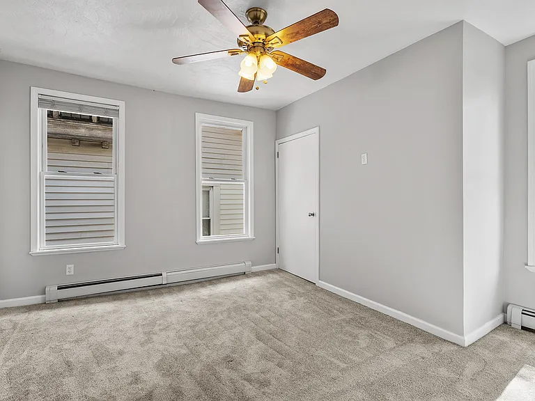 13 Josephine St #2 — Photo 12
