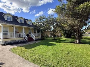 4934 Cortez Cir, Naples, FL 34112