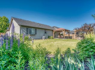 3144 SW Cascade Ave, Redmond, OR 97756