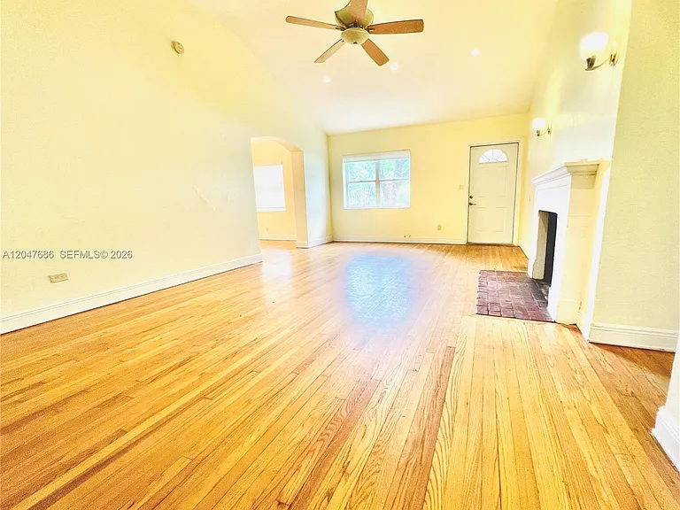 410 Pinecrest Dr — Photo 19