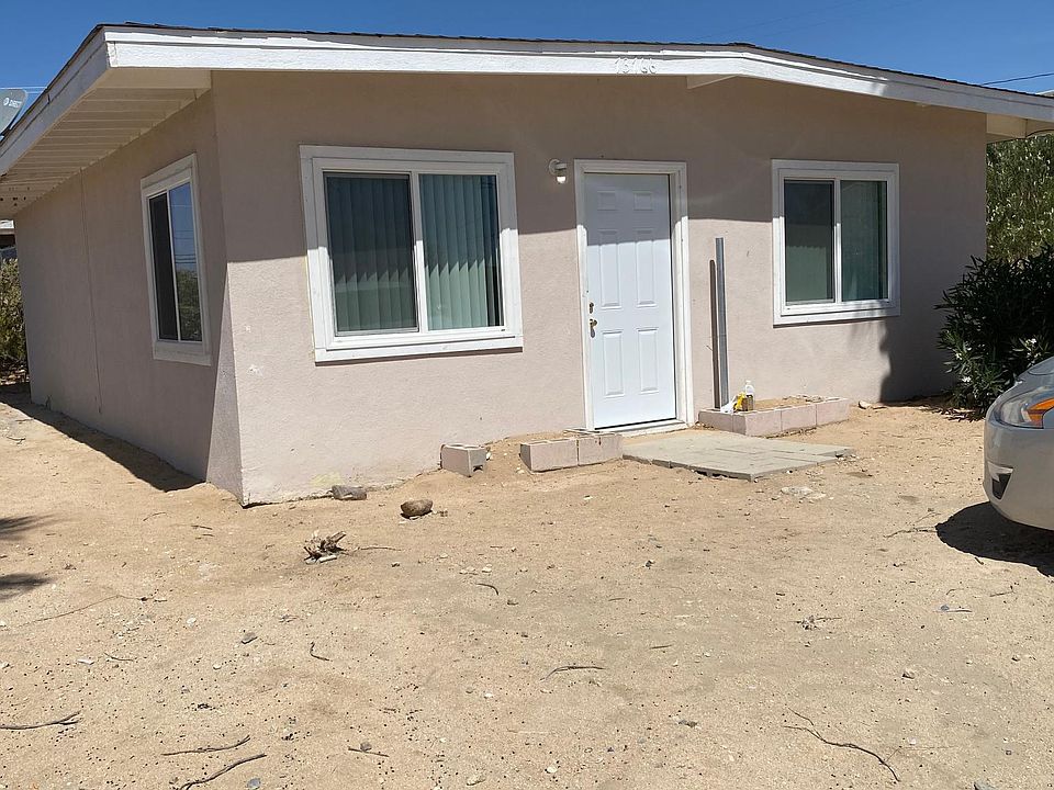 1st image of 73766 Sunnyslope Dr