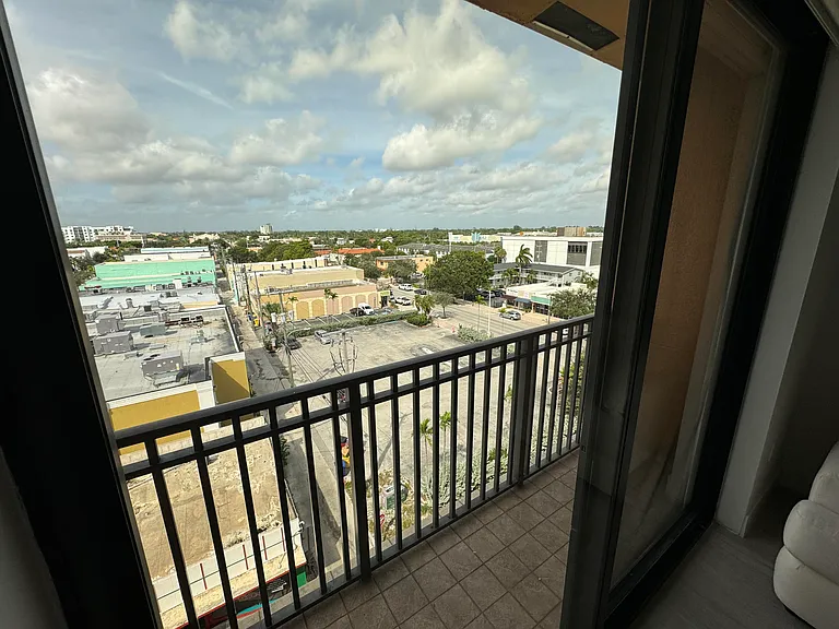 511 Lucerne Ave #Penthouse 611 — Photo 18