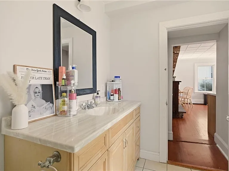 22 Summer St #1 — Photo 14