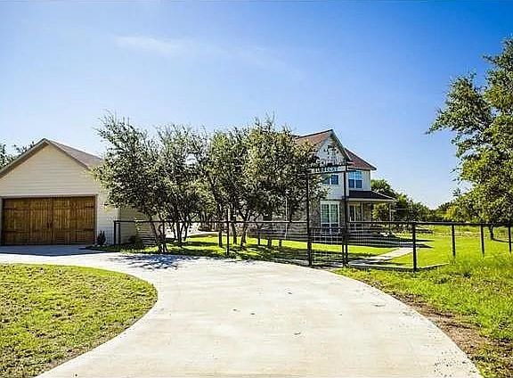 3rd image of 3050 County Road 255