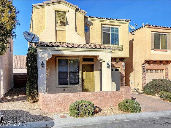 3rd image of 9740 Villa La Mora Ave