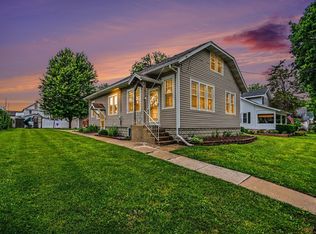 622 Woodward St, Beecher, IL 60401