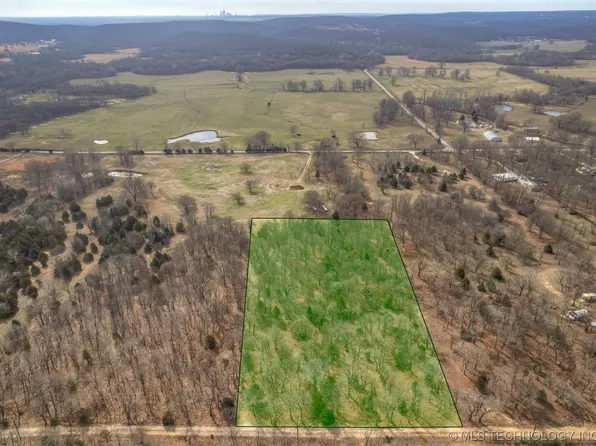 N 20th West Ave, Sperry, OK 74073