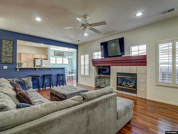 4th image of 5485 Desert Peach Dr