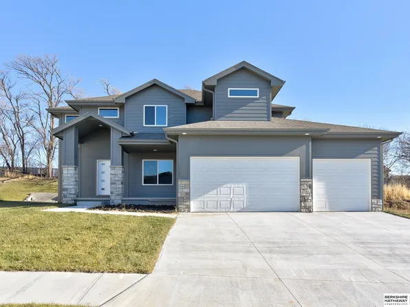 7705 S 198th St, Gretna, NE 68028