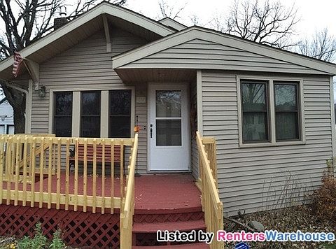 2nd image of 149 Riverside Dr NE