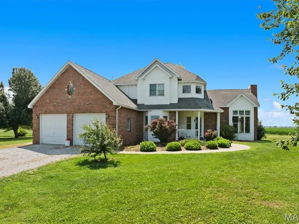 14898 Old Trenton Rd, Trenton, IL 62293