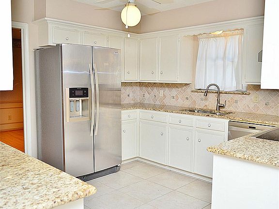 3rd image of 14602 Broadgreen Dr