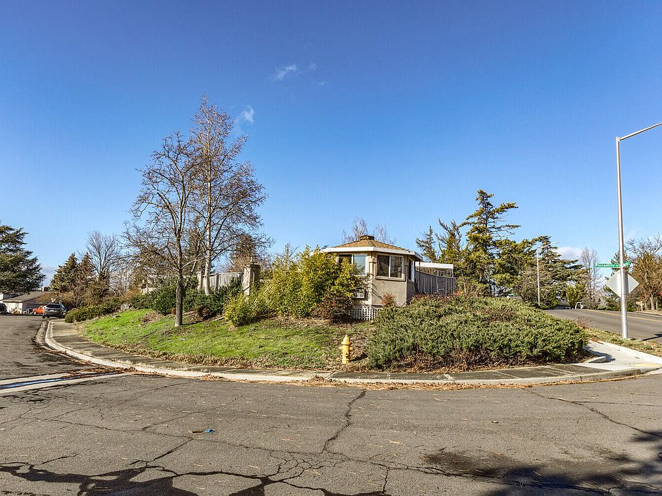 471 Piccadilly Cir, Medford, OR 97504 Zillow
