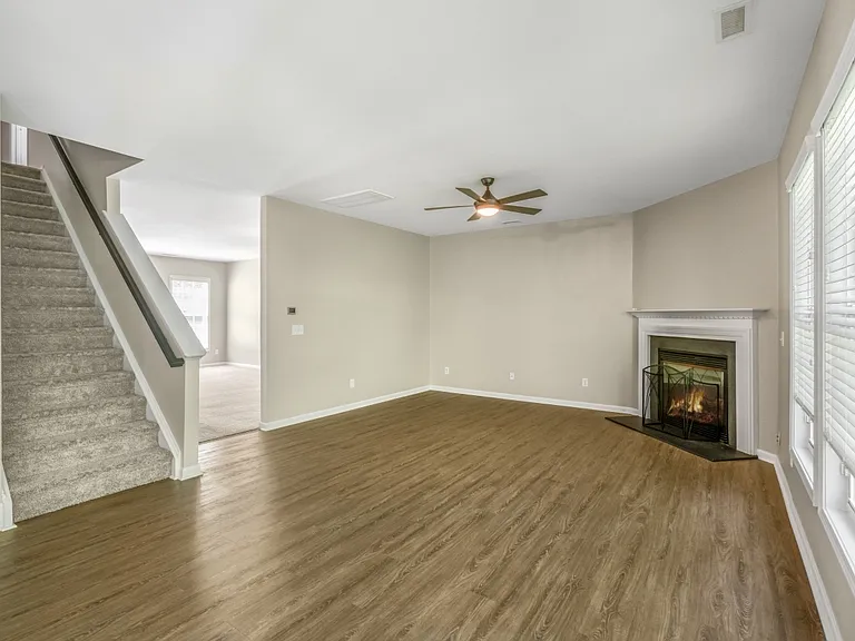 2804 Sagebrush Ln — Photo 9