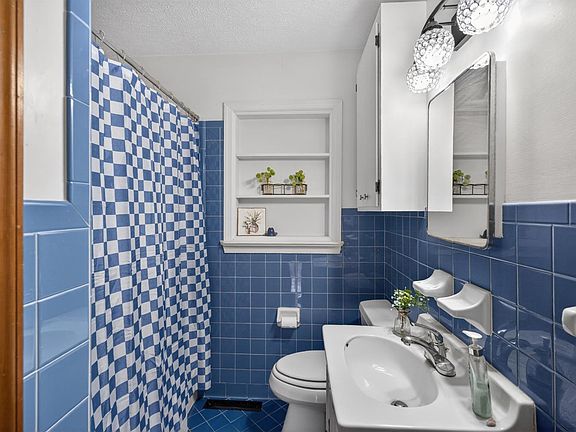 5th image of 2412 Lynch Mill Rd