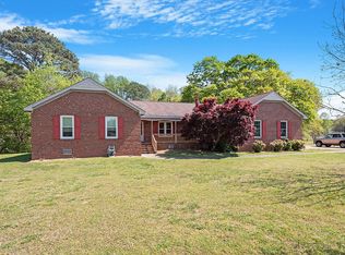 1812 Creekview Dr, Clayton, NC 27520