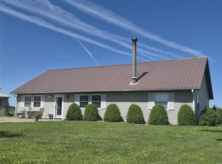 729 N 2650th Ave, Ursa, IL 62376