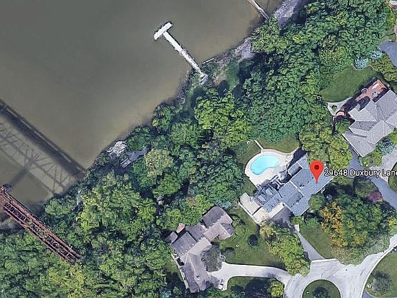 2nd image of 29648 Duxbury Ln