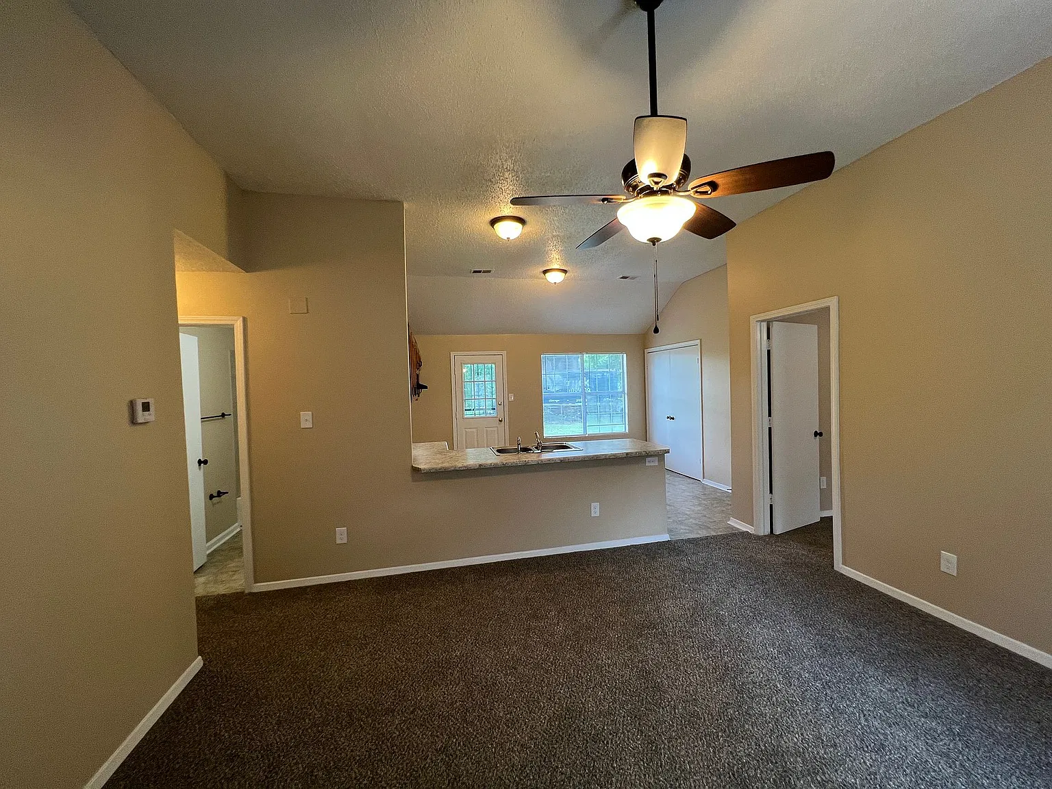 4324 Durango Ln — Photo 4