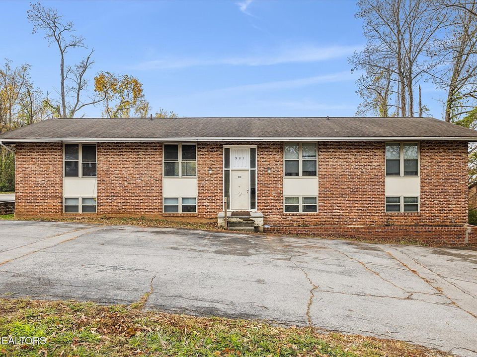 1st image of 901 Flanders Ln