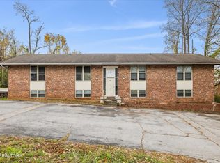 901 Flanders Ln, Knoxville, TN 37919