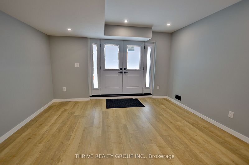London House for rent - 2 Bedrooms — photo 3
