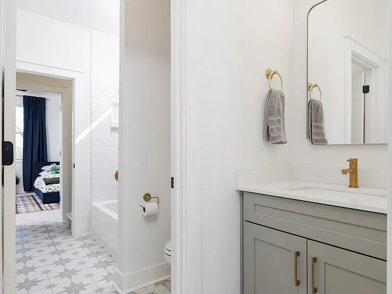 2056 Braidwood Ln — Photo 38