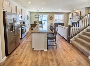 2193 Gateway Hill Rd, Saint Paul, MN 55109