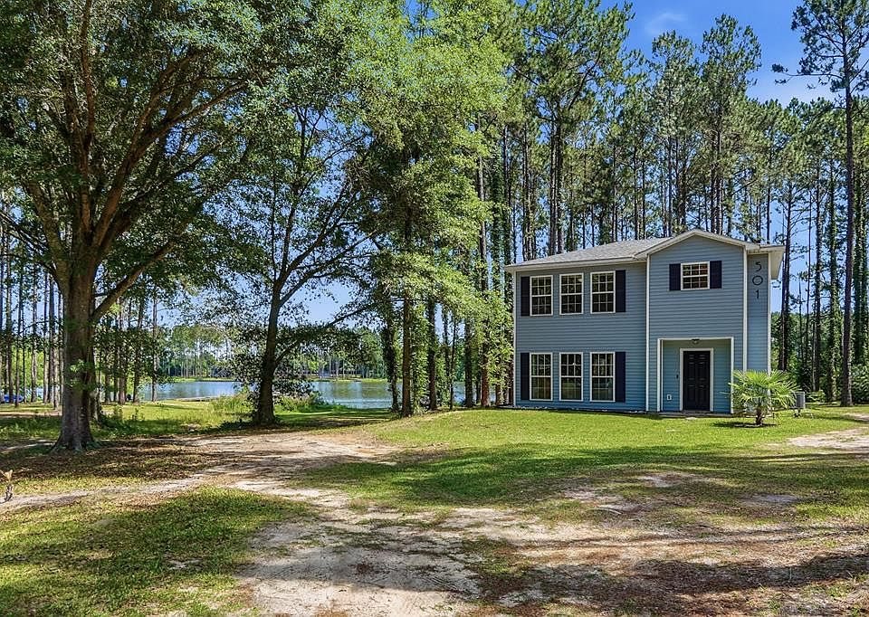 1st image of 501 Southern Lakes Dr