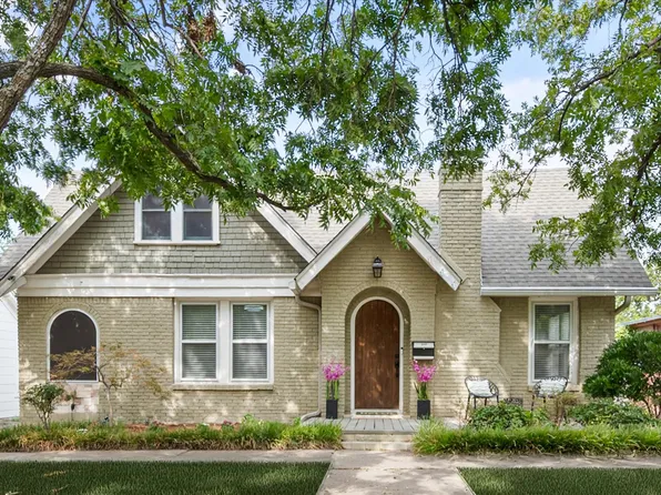 2620 S Adams St, Fort Worth, TX 76110