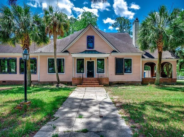 1311 9th Ave., Conway, SC 29526