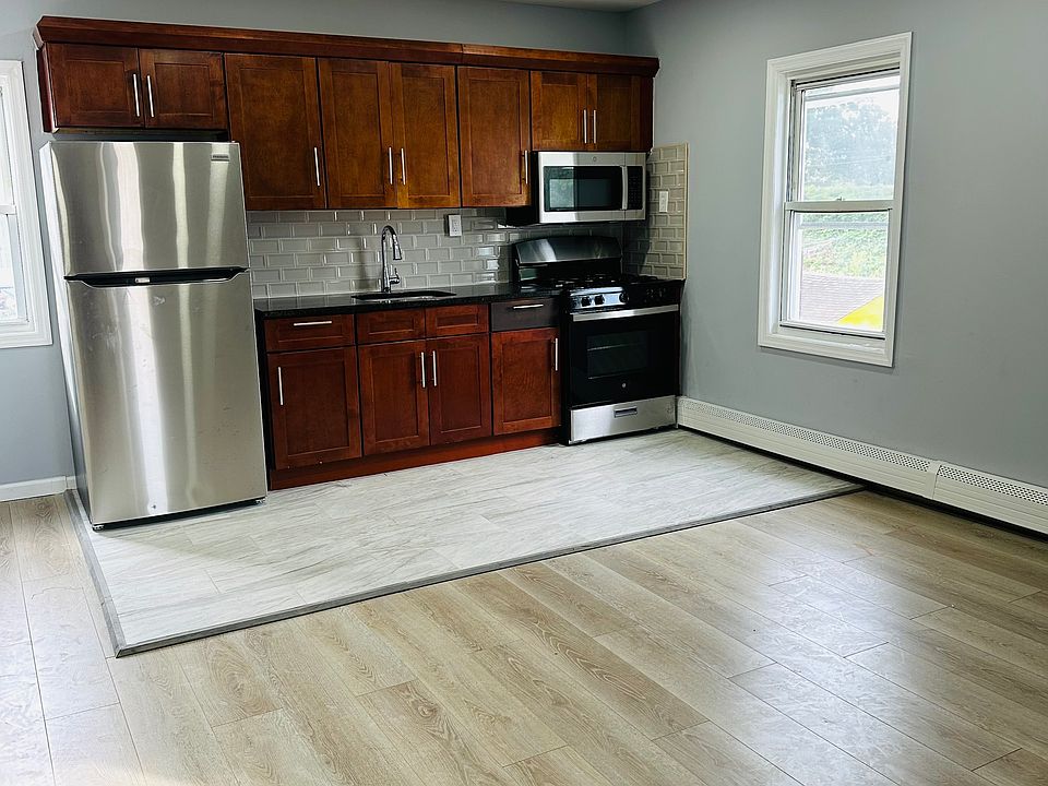 1st image of 166-06 Foch Blvd #166-06