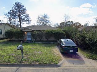 604 Park Ln, Denton, TX 76205