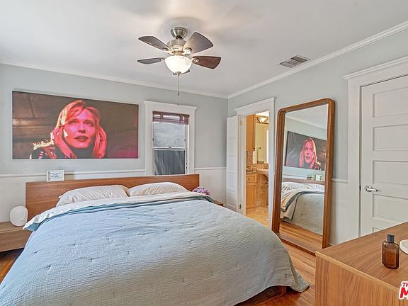 5th image of 7507 Lexington Ave