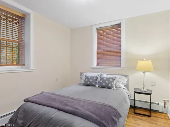 71 Pierrepont Street image 10 of 17