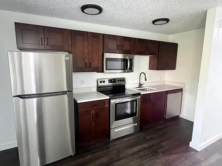 1140 S Colorado Ave — Photo 19
