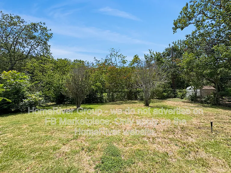 1319 Wisteria Way — Photo 15