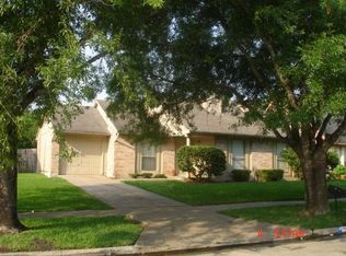 6835 Blue Ridge Dr, Richmond, TX 77469