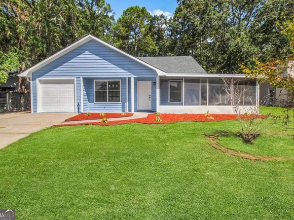 1340 Forest Lake Dr, Hinesville, GA 31313