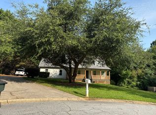 4050 S Fork Dr, Snellville, GA 30039