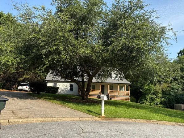 4050 S Fork Dr, Snellville, GA 30039